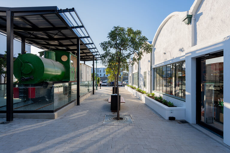 SVA Paardevlei Shopping Centre (5)