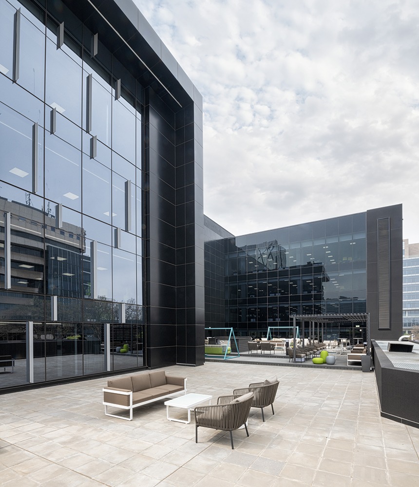 imgi_22_SVA-Projects-33-Baker-Street-1