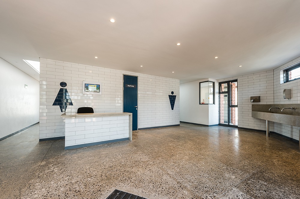 imgi_39_SVA-Projects-Wallacedene-Taxi-Rank_Photos_14-ablutions-entry