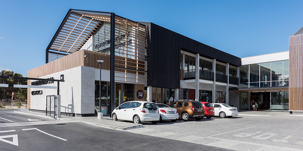 imgi_61_SVA-Projects-Constantia-Emporium-exterior-25