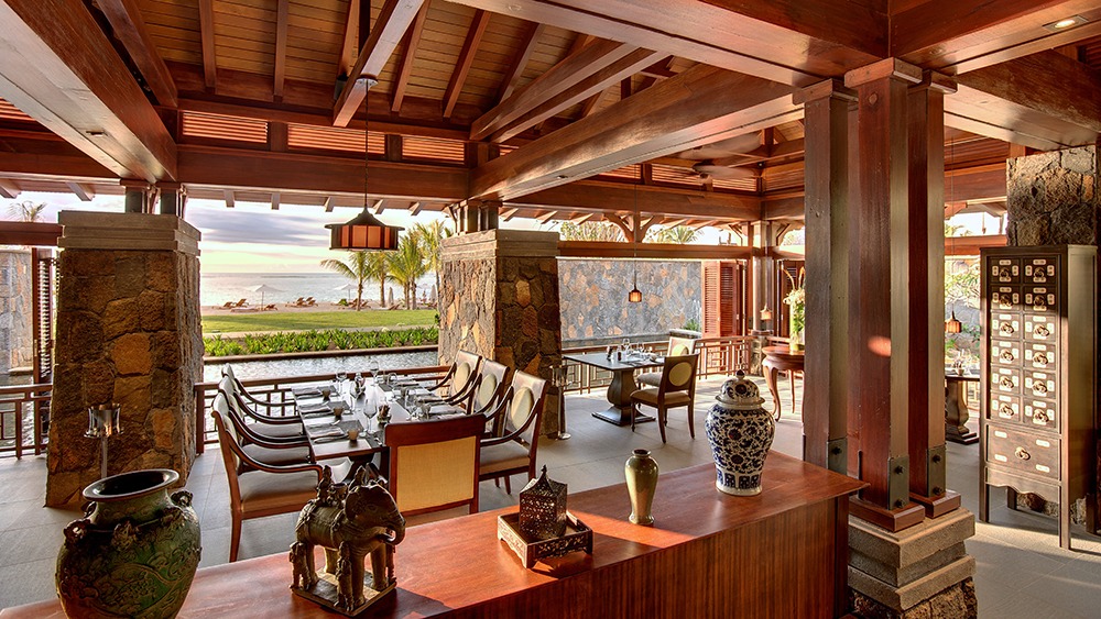 imgi_76_SVA-Projects-St-Regis-Floating-Market-1