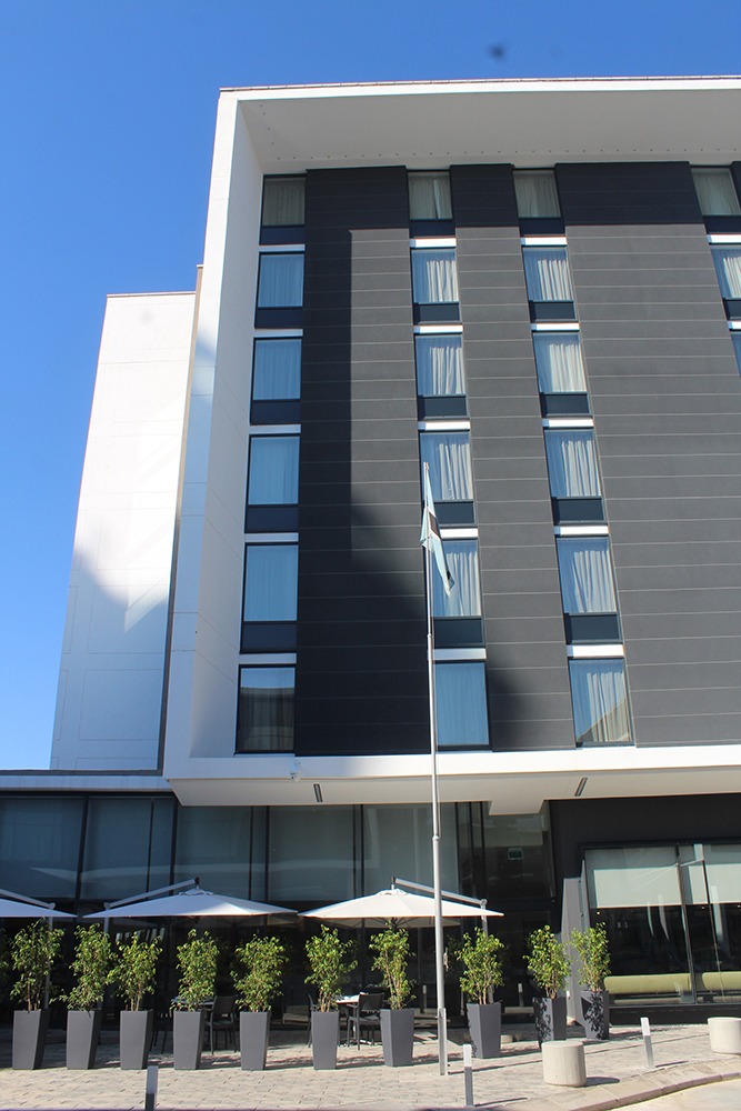 imgi_14_SVA-Projects-Peelo-Place-Hilton-Garden-Inn-5