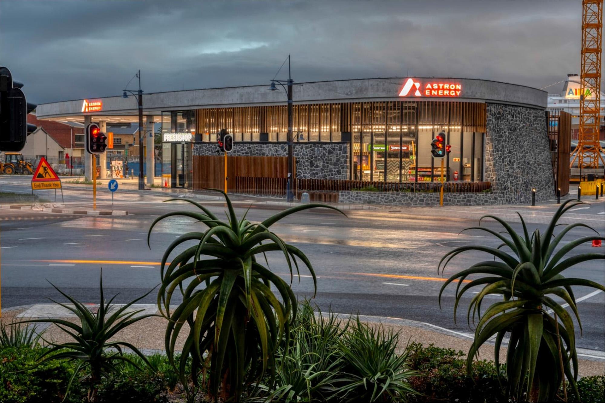 imgi_46_SVArchitects-Retail-and-Showroom-Parcel-N-Fuel-Station-3